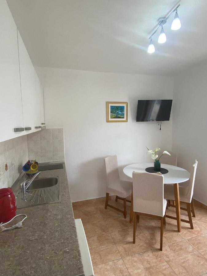 Studio Apartment Novak Čilipi 外观 照片