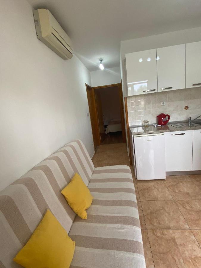 Studio Apartment Novak Čilipi 外观 照片